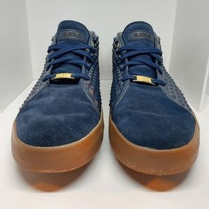 Nike Lebron 13 - Size 11